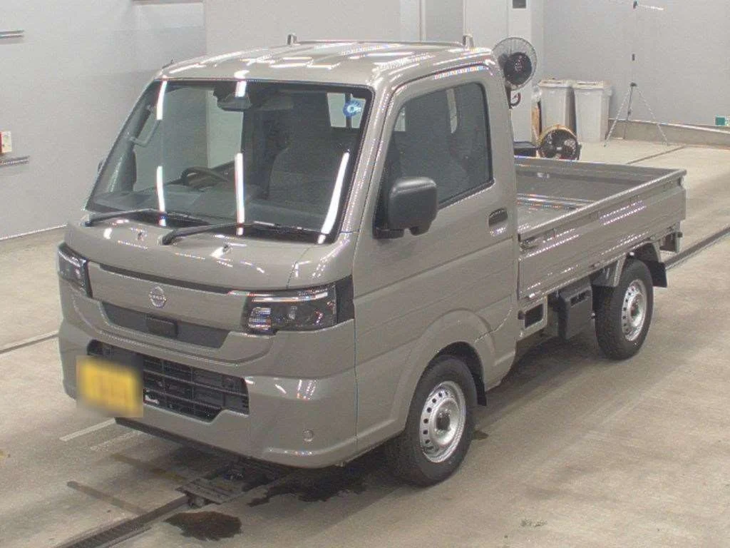 Nissan NT100 Clipper DR16T 2026